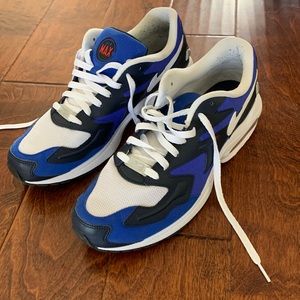 Nike Air Max2 Light blue, white and black. Size 11.5.
